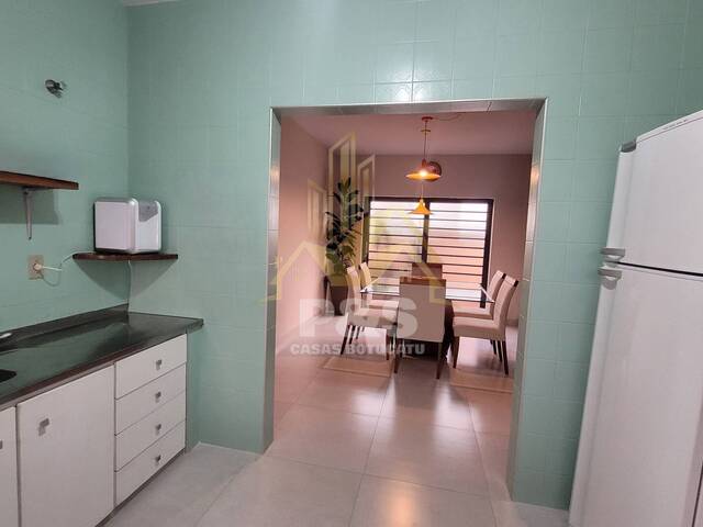 Casa para Venda em Botucatu - 5