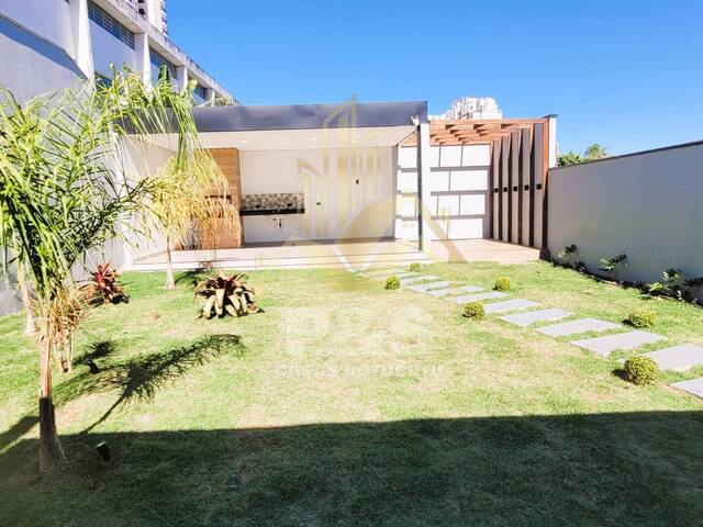 #0187 - Casa para Venda em Botucatu - SP