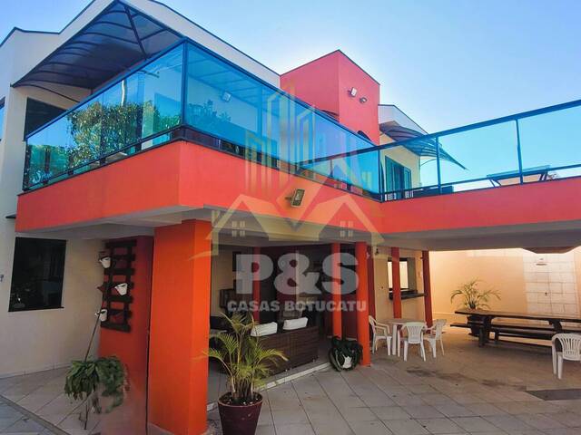 #0188 - Casa para Venda em Botucatu - SP