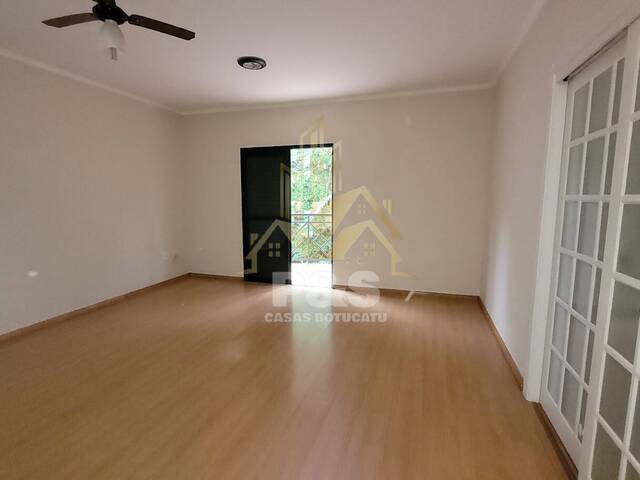 #0195 - Casa para Venda em Botucatu - SP