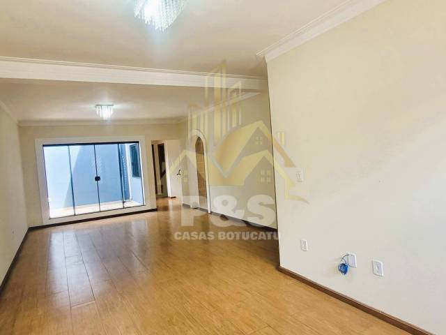 #0197 - Casa para Venda em Botucatu - SP