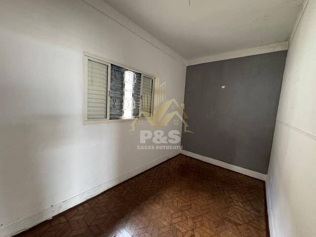 Casa para Venda em Botucatu - 4