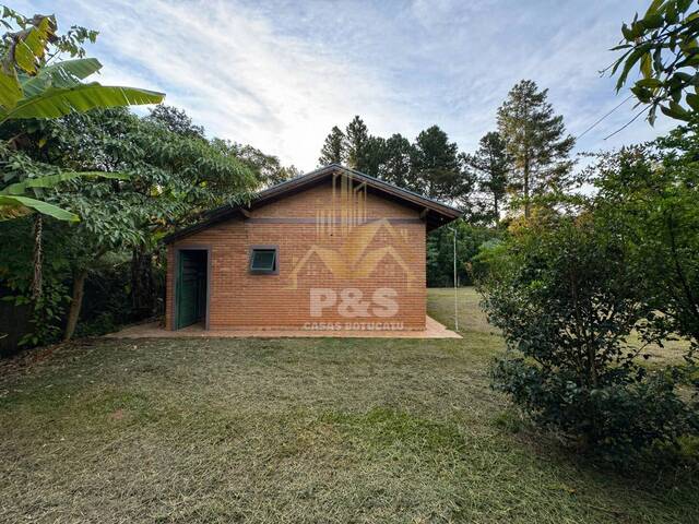 Casa para Venda em Botucatu - 3