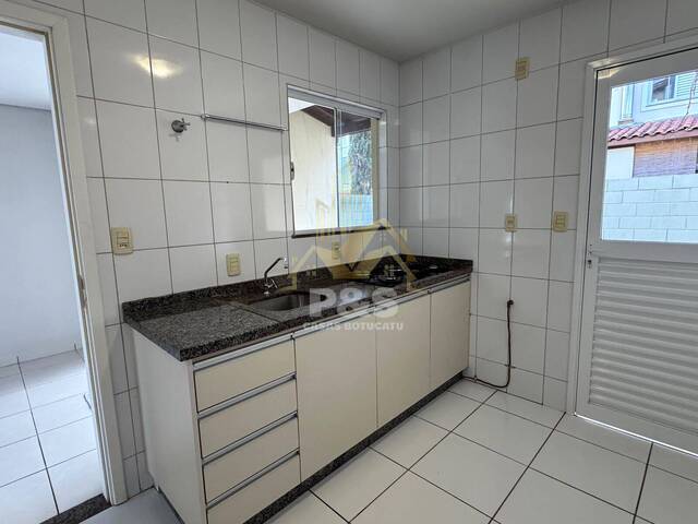 Casa em condomínio para Venda em Botucatu - 5