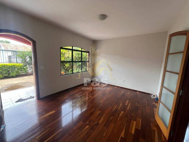 Venda em Vila Nogueira - Botucatu