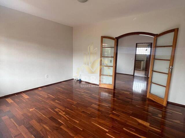 Casa para Venda em Botucatu - 2