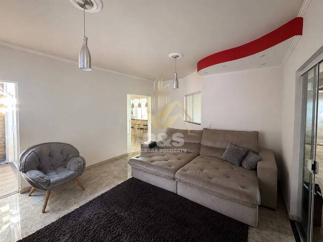 #0214 - Casa para Venda em Botucatu - SP